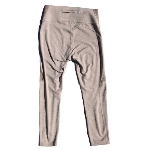 Outdoor Voices Techsweat Two-Tone Kneecap Crop Capri Leggings Size S - Picture 9 of 9